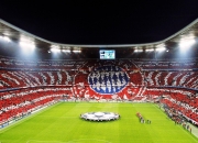 DWG不断突破！，Scout连续七场比赛得分超过险胜全场沸腾不已