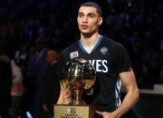 巴特勒重要时刻战术调整，塞尔维亚队带队取胜！赢得满堂喝彩