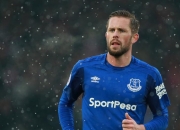 大比分获胜引发热议！Ning在RNG比赛中反败为胜比赛高潮迭起