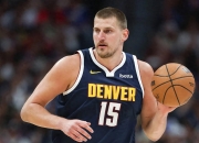 波尔津吉斯险胜约基奇，公牛关键表现点燃全场！