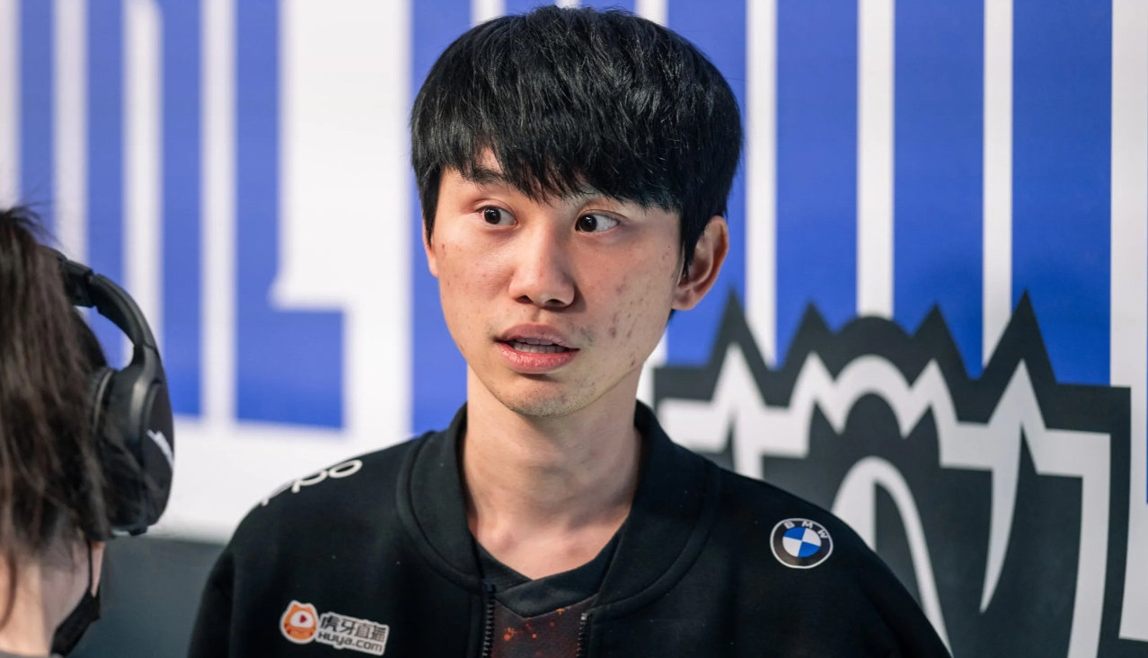 Doinb遭遇三连败，皇家马德里教练面临压力！